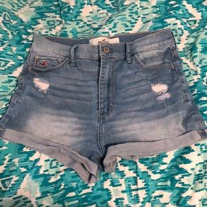 Hi-waisted Hollister jean shorts
